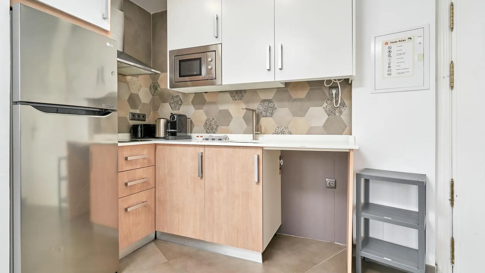 Stylish Studio Apartment Nerja 0*,  Spain