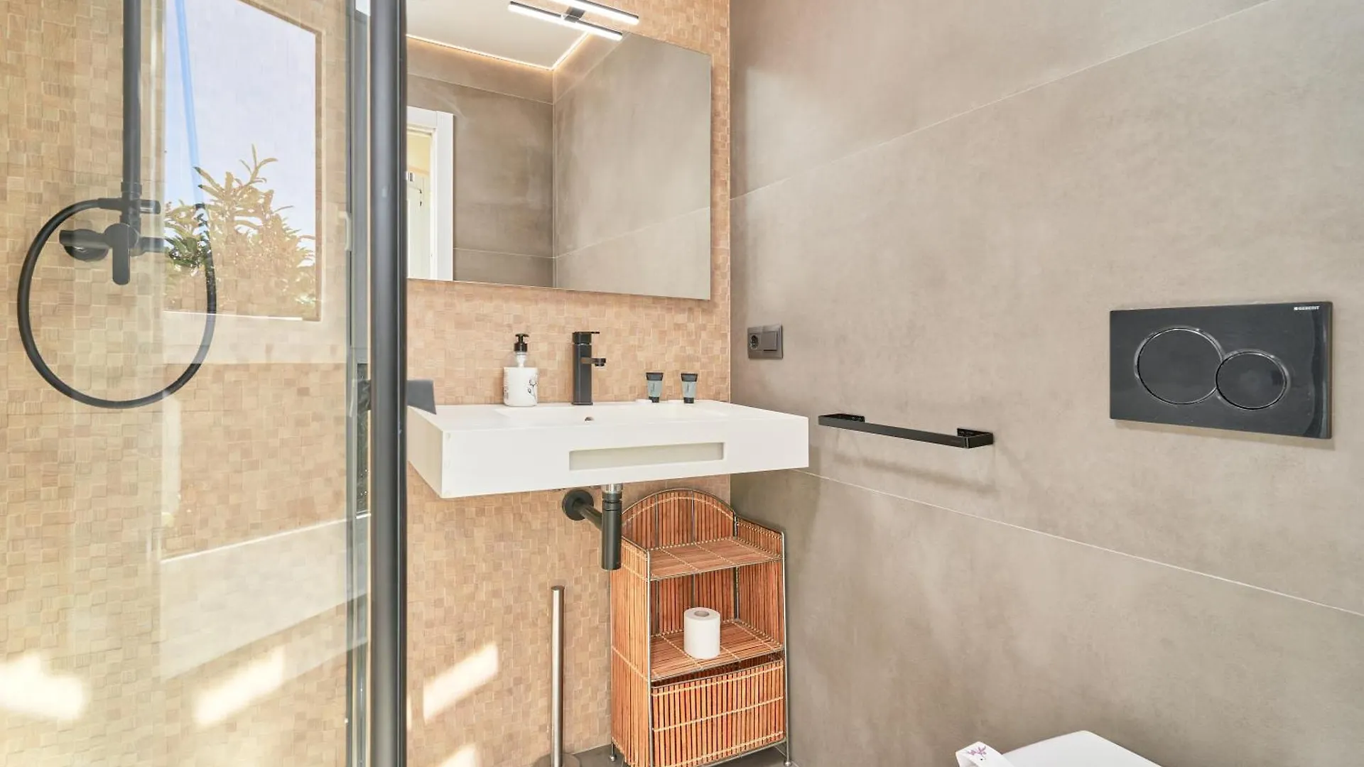 Stylish Studio Apartment Nerja Spain